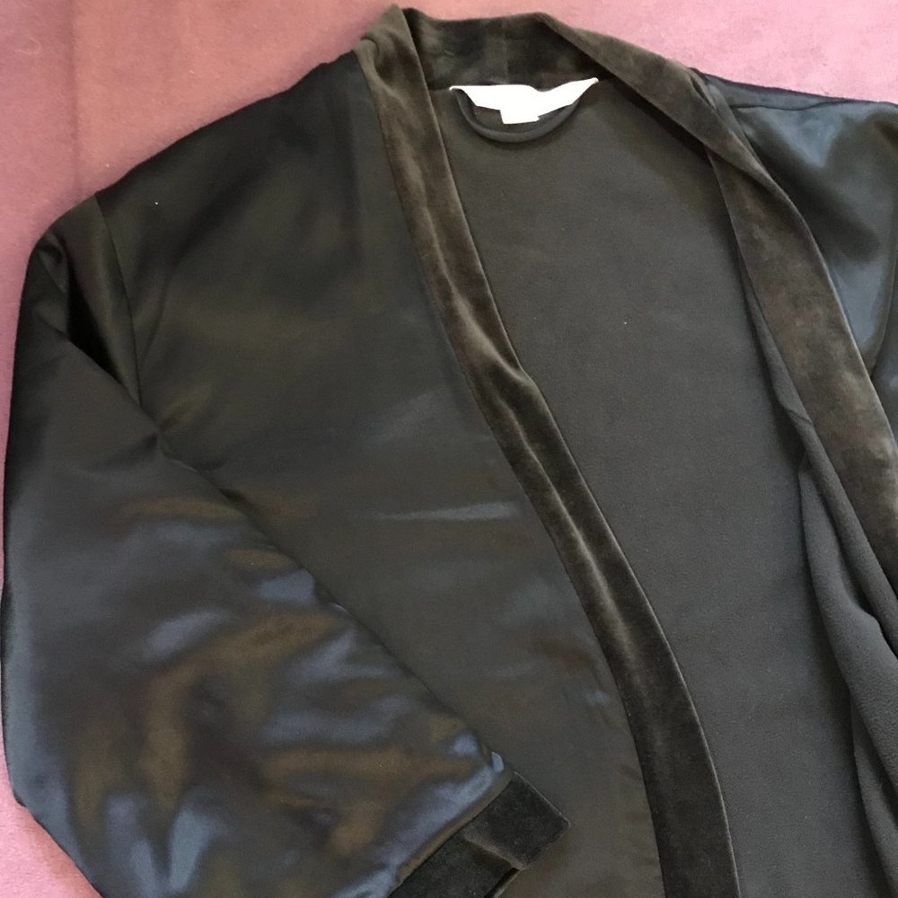 VICTORIA SECRET Bathrobe Black w Velvet Trim Ankle Length